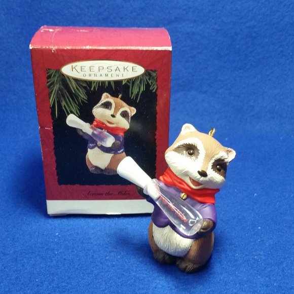 Hallmark Keepsake 1994 Across The Miles Ornament Friendship Pre-Owned No Box - Picture 1 of 10